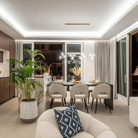 Ground Floor Luxurious Apartment Estepona