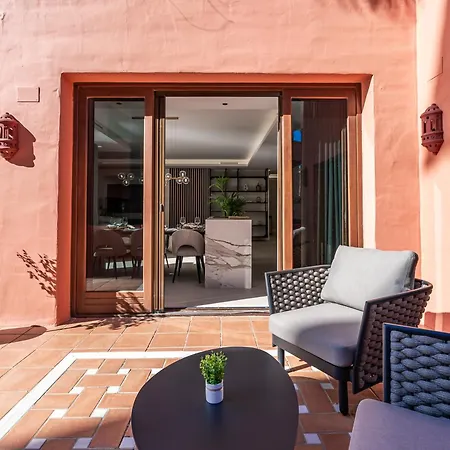 Ground Floor Luxurious Apartment Estepona