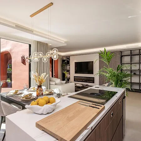 Ground Floor Luxurious *